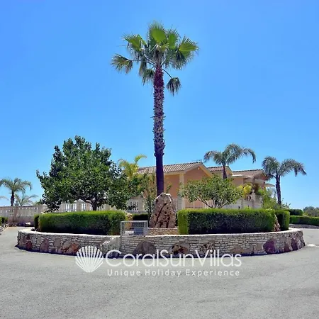 Elegant Huge Large Pool, Ideal For Weddings * Káthikasz