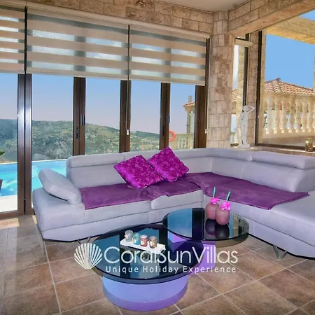 Villa Elegant Huge Large Pool, Ideal For Weddings