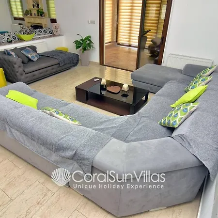 Villa Elegant Huge Large Pool, Ideal For Weddings *