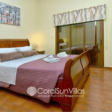 Elegant Huge Large Pool, Ideal For Weddings Villa *