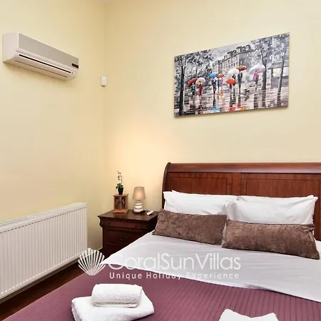 Elegant Huge Large Pool, Ideal For Weddings * Káthikasz