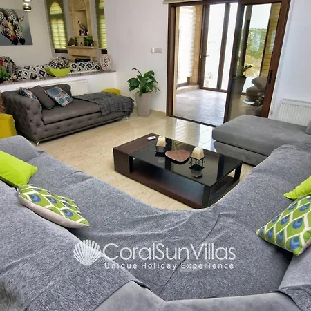 Villa Elegant Huge Large Pool, Ideal For Weddings Kathikas