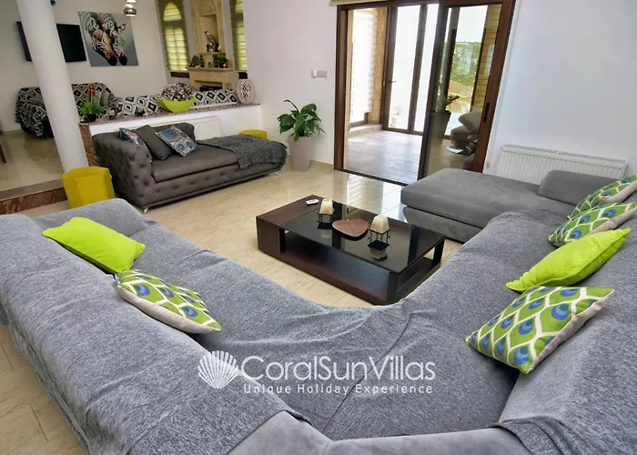 Vila Elegant Huge Large Pool, Ideal For Weddings Kathikas