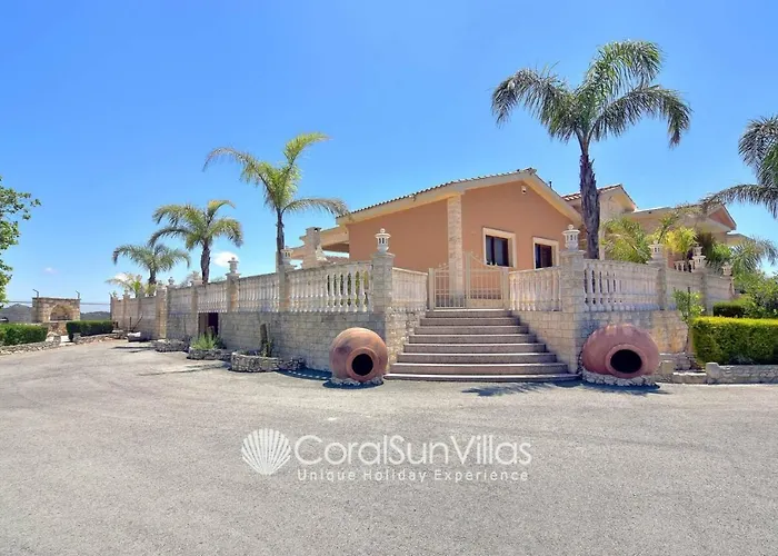 Vila Elegant Huge Large Pool, Ideal For Weddings Kathikas