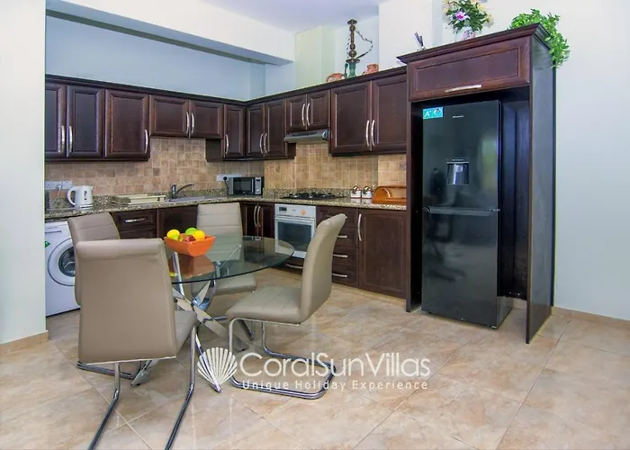 Vila Elegant Huge Large Pool, Ideal For Weddings *