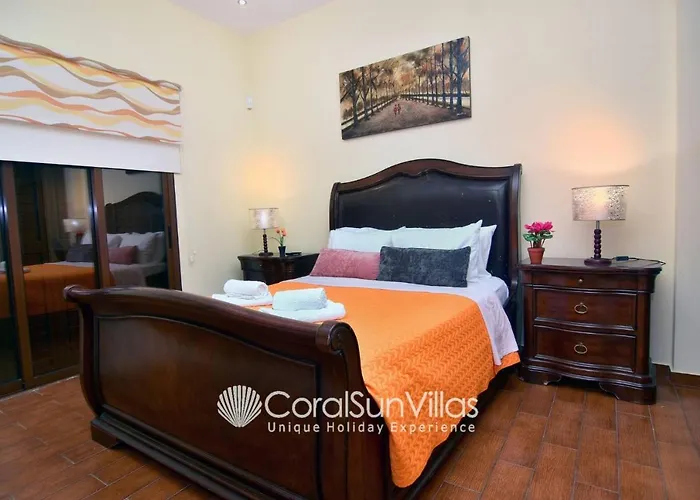 Elegant Huge Large Pool, Ideal For Weddings Kathikas